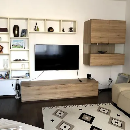 Family Flat In The Heart Of * Сенец