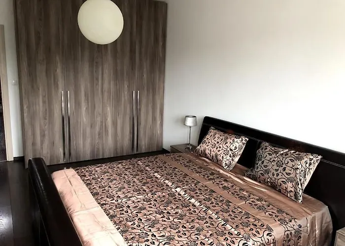 Family Flat In The Heart Of Appartamento Senec